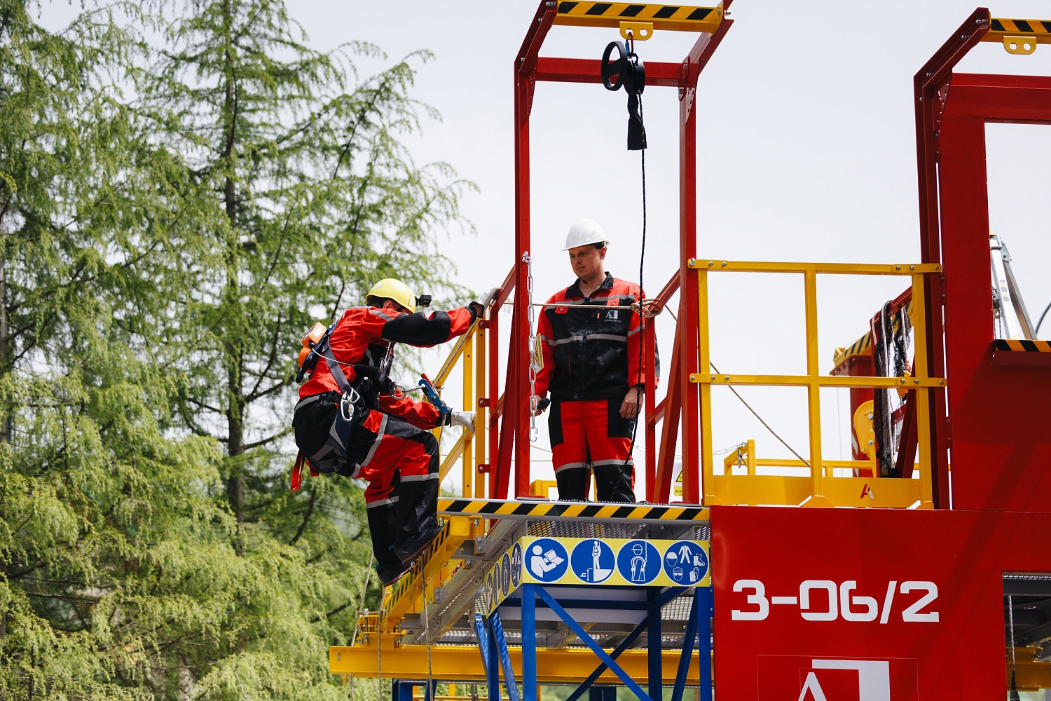 АЛЬФА ГРУПП приняло активное участие с 24 по 27 апреля в совещании на тему «Итоги работы по охране труда, промышленной, противофонтанной, пожарной и газовой безопасности в дочерних обществах и организациях ПАО „Газпром“ в 2023 году и задачи на 2024 год». АЛЬФА ГРУПП приняло активное участие с 24 по 27 апреля в совещании на тему «Итоги работы по охране труда, промышленной, противофонтанной, пожарной и газовой безопасности в дочерних обществах и организациях ПАО „Газпром“ в 2023 году и задачи на 2024 год».